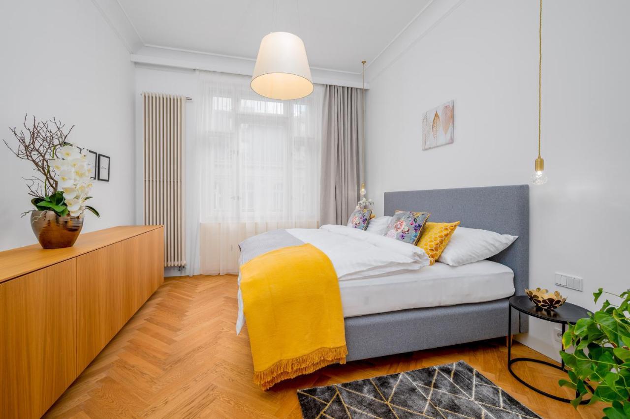 Prague Days - Old Town - Spacious Apartment Екстериор снимка